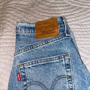 Levi rib cage straight